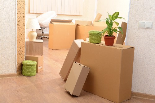 Local packing and unpacking support for homes and businesses